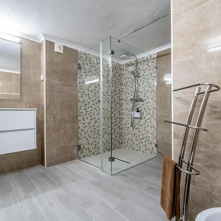 Casa Conchas - *